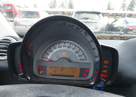 2015 Smart Fortwo Pure z USA, uszkodzony, nr VIN WMEEJ3BA5FK795278